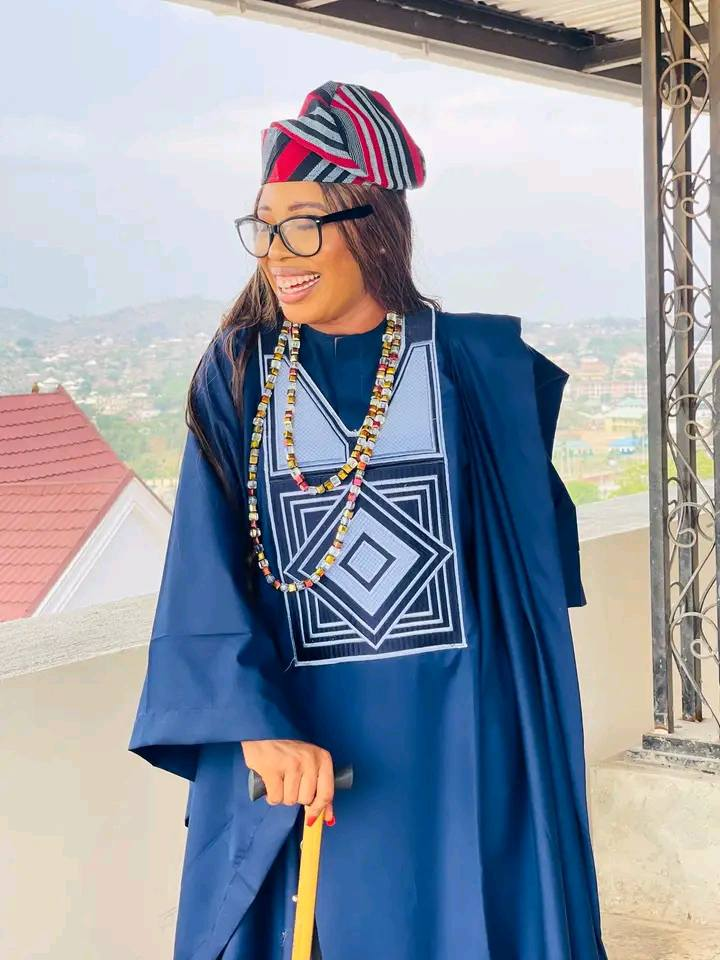 18-Years Old Ebira Female Singer Queen Shuga, Look Poshed On Native Dress